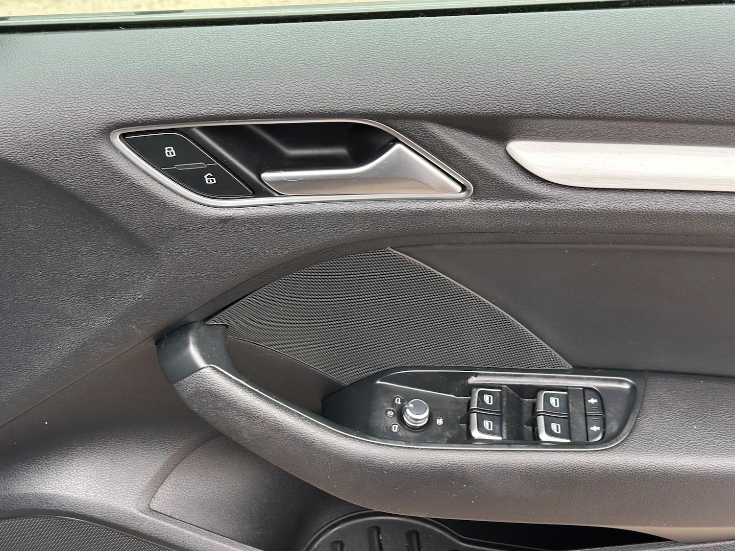 Used Audi A3 2016 for sale - 77696779: Photo 33