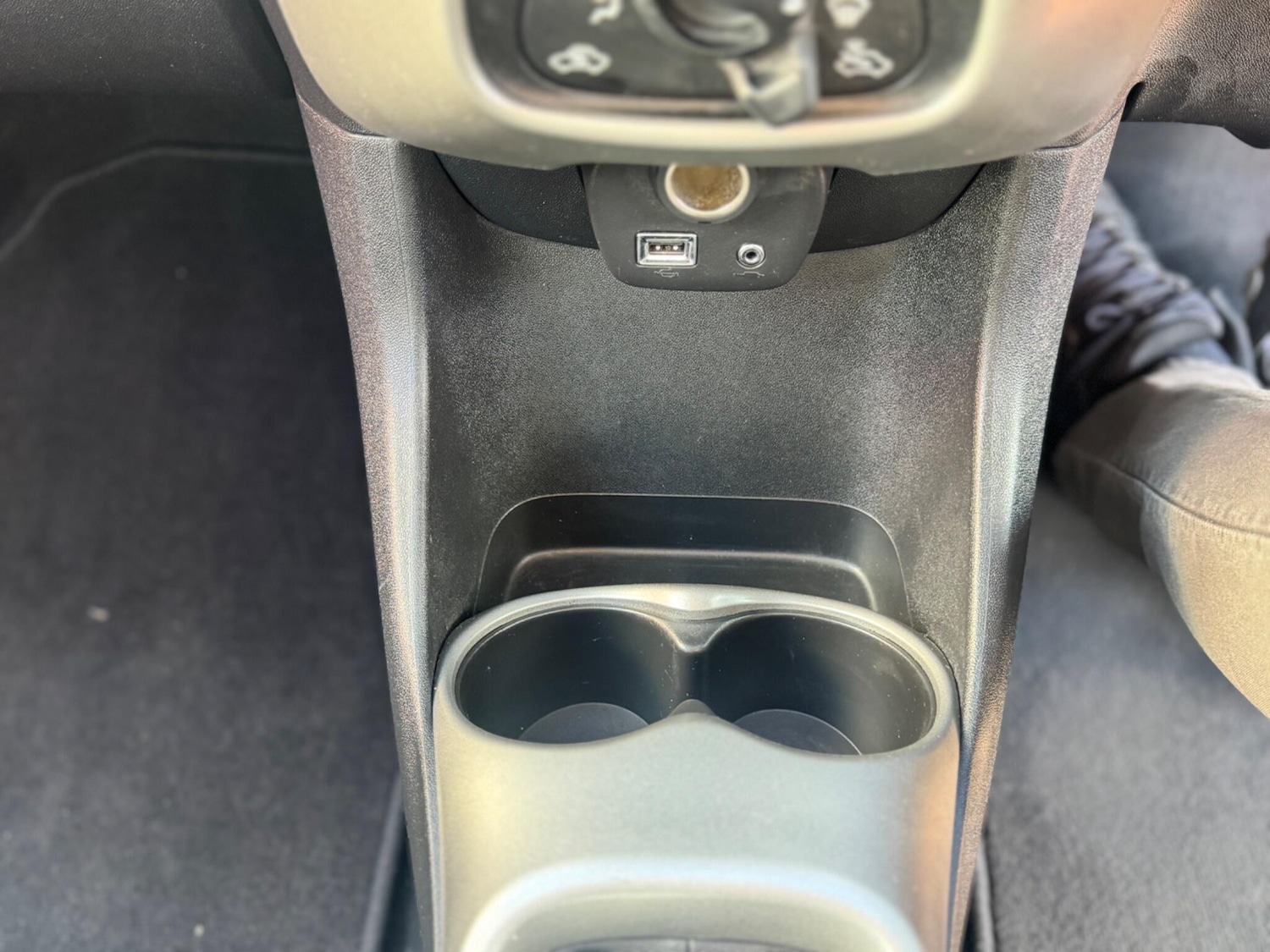 Used Toyota AYGO 2015 for sale - 77559556: Photo 39