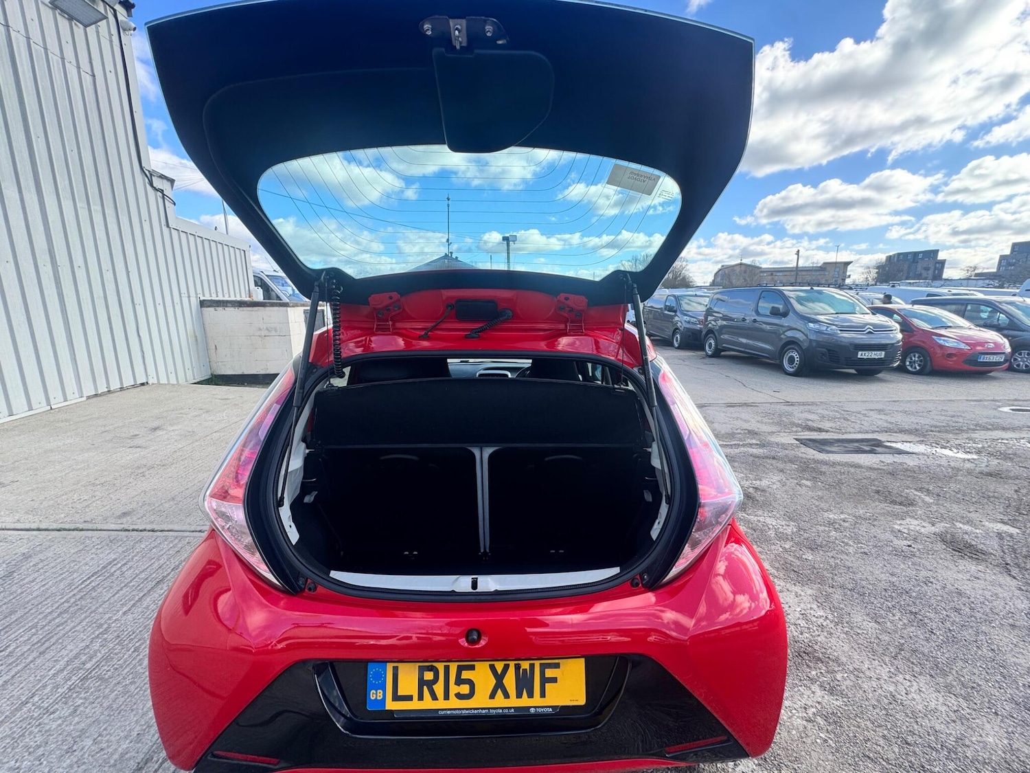 Used Toyota AYGO 2015 for sale - 77559556: Photo 52