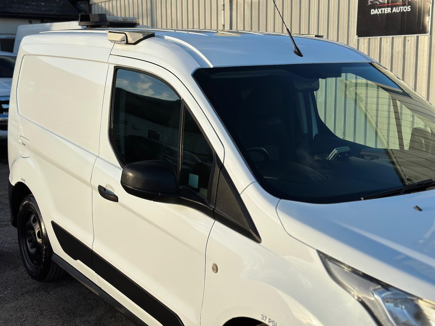 Used Ford Transit Connect 2019 for sale - 76899290: Photo 25