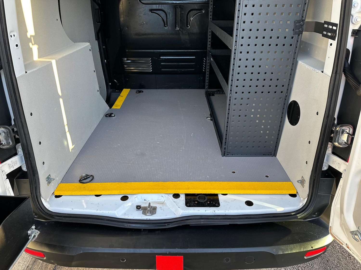 Used Ford Transit Connect 2019 for sale - 76899290: Photo 51