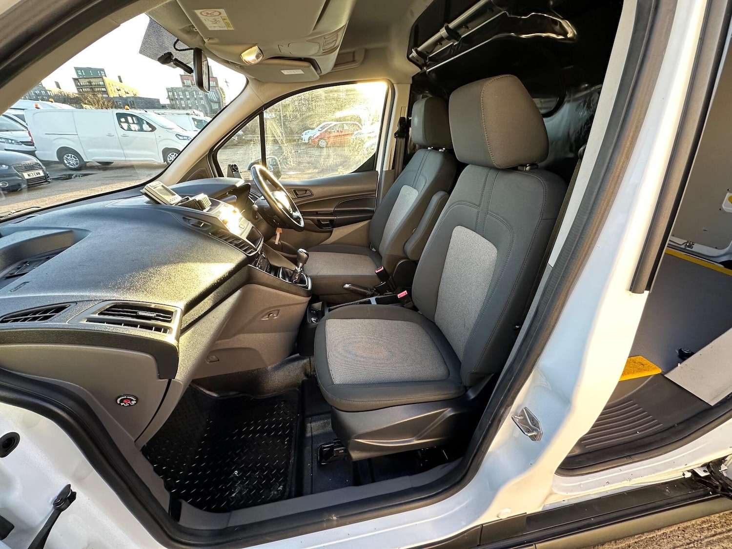 Used Ford Transit Connect 2019 for sale - 76899290: Photo 62