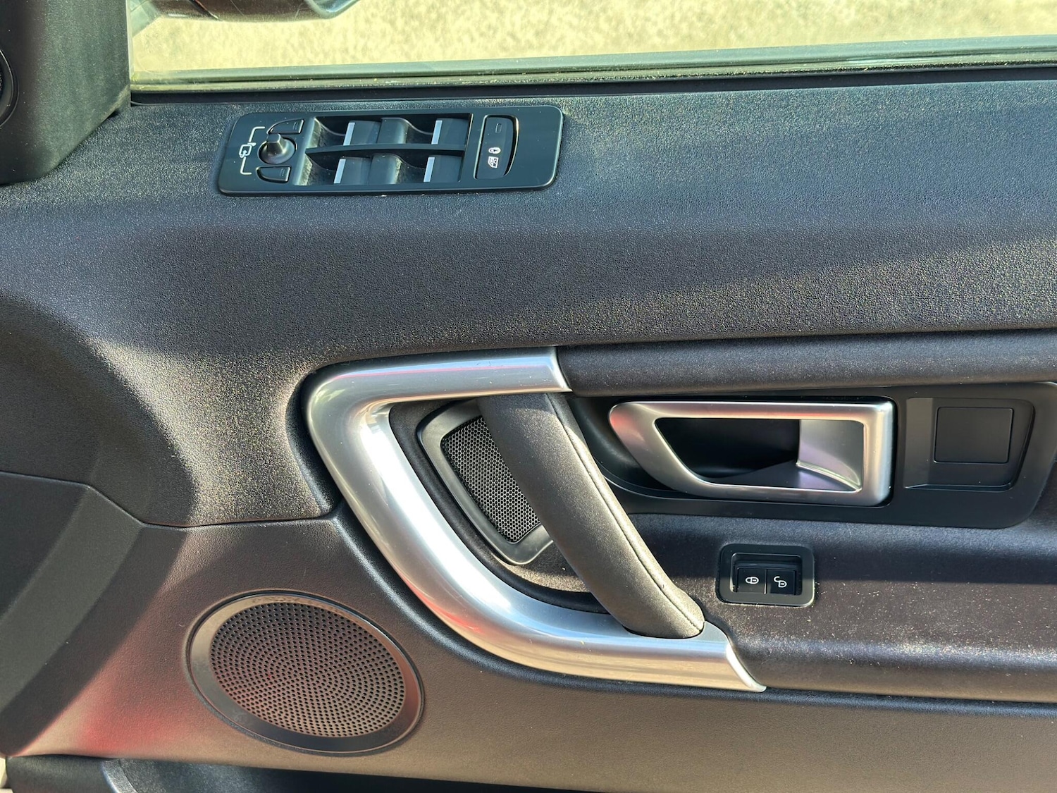 Used Land Rover Discovery Sport for sale - 77696753: Photo 31