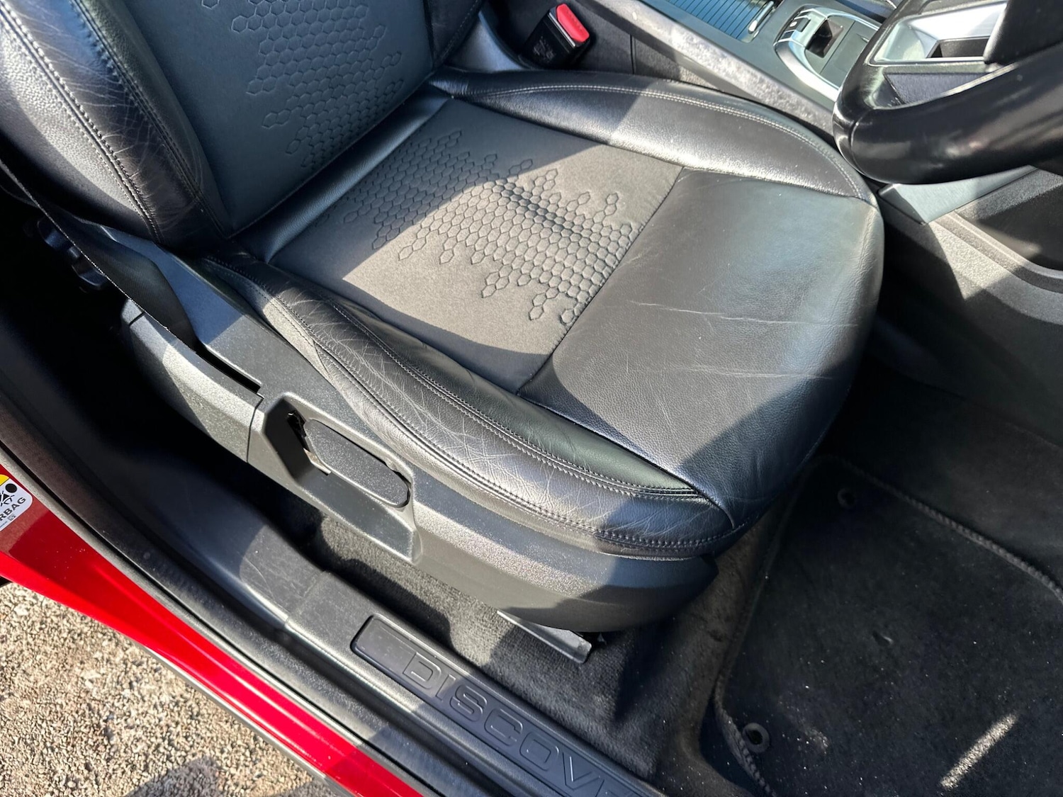 Used Land Rover Discovery Sport for sale - 77696753: Photo 32