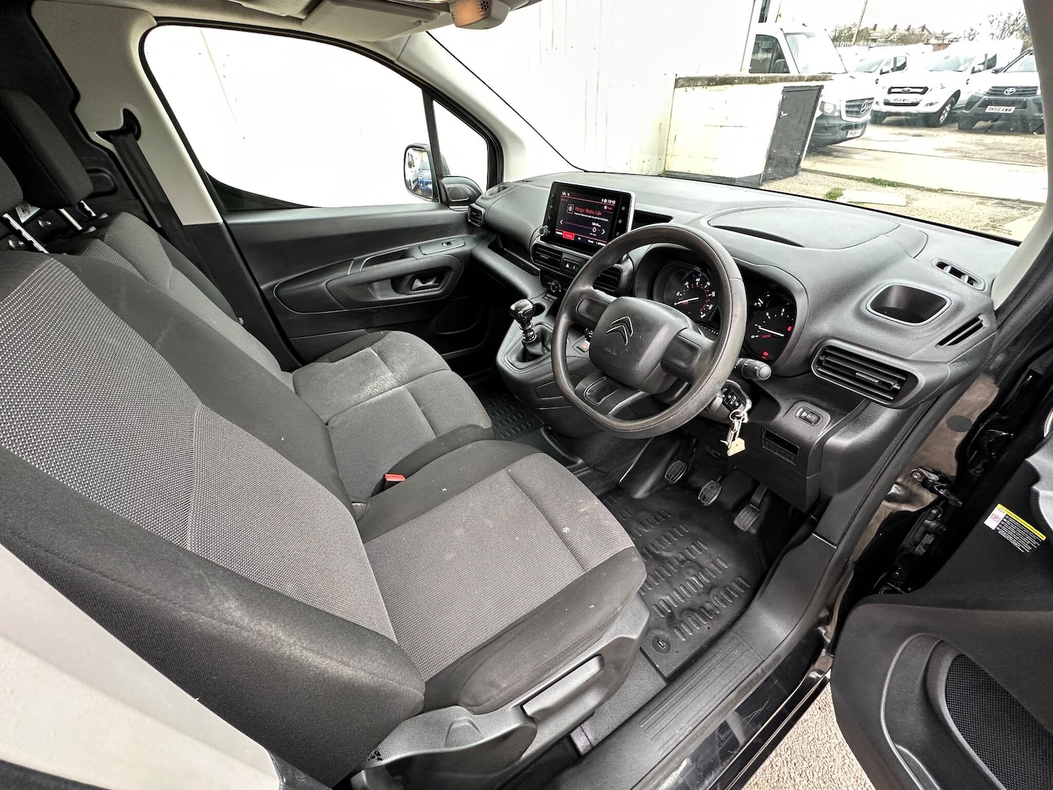 Used Citroen Berlingo 2021 for sale - 77633280: Photo 32