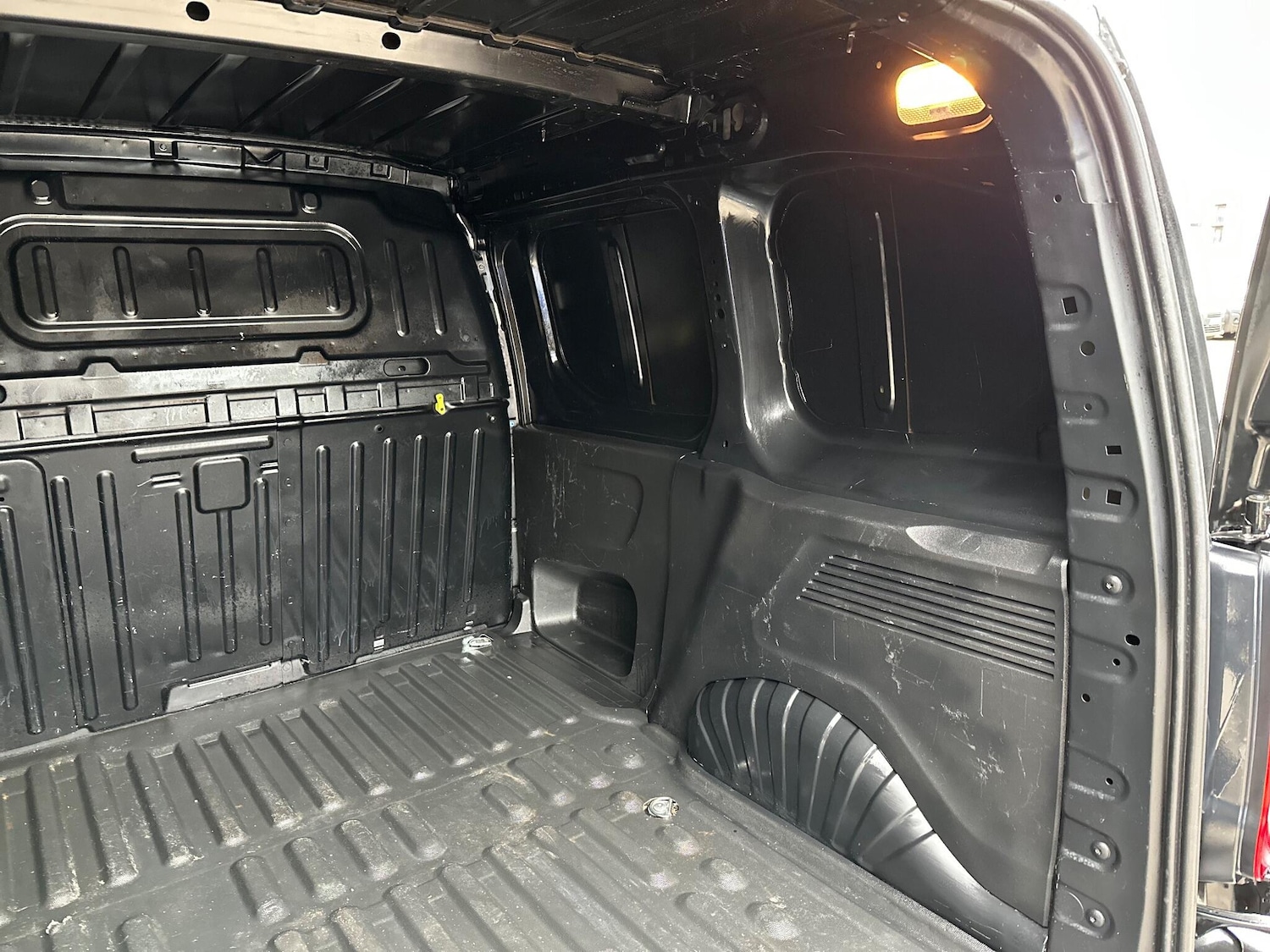 Used Citroen Berlingo 2021 for sale - 77633280: Photo 40