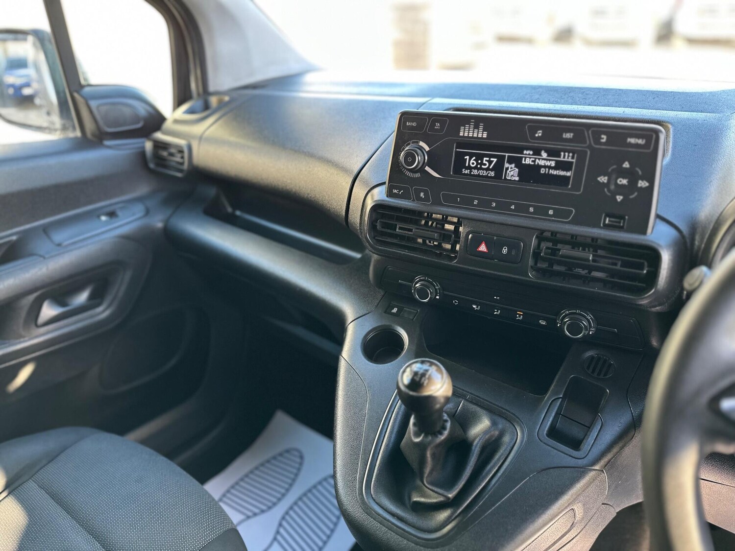 Used Vauxhall Combo for sale - 78057604: Photo 34