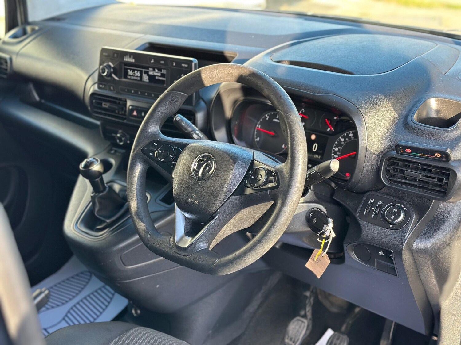 Used Vauxhall Combo for sale - 78057604: Photo 9