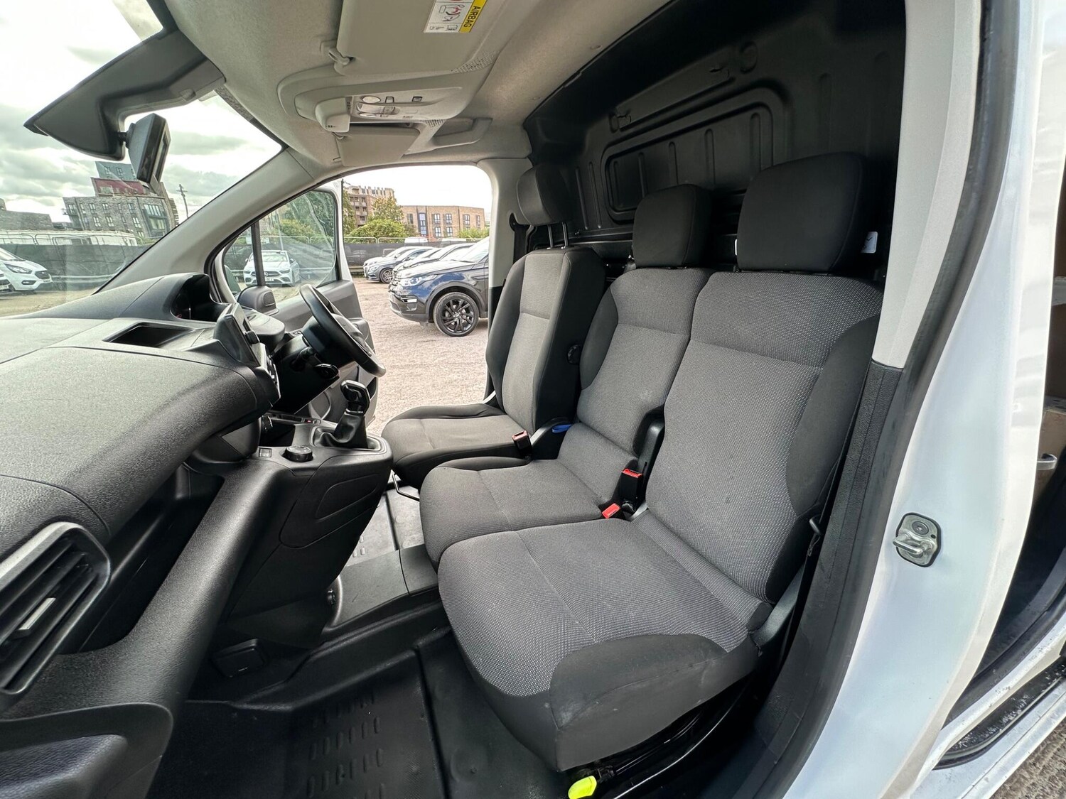 Used Peugeot Partner 2021 for sale - 75977874: Photo 15