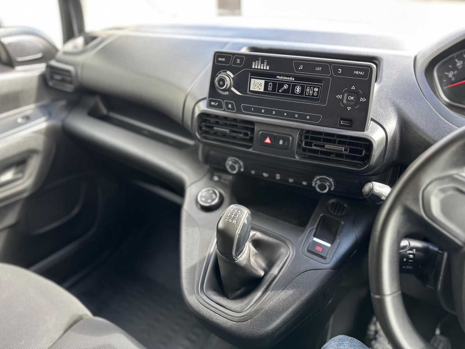 Used Peugeot Partner 2021 for sale - 75977874: Photo 38