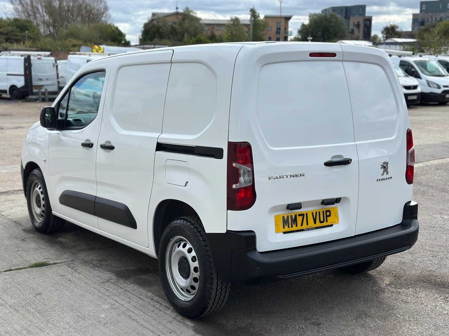 Used Peugeot Partner 2021 for sale - 75977874: Photo 5