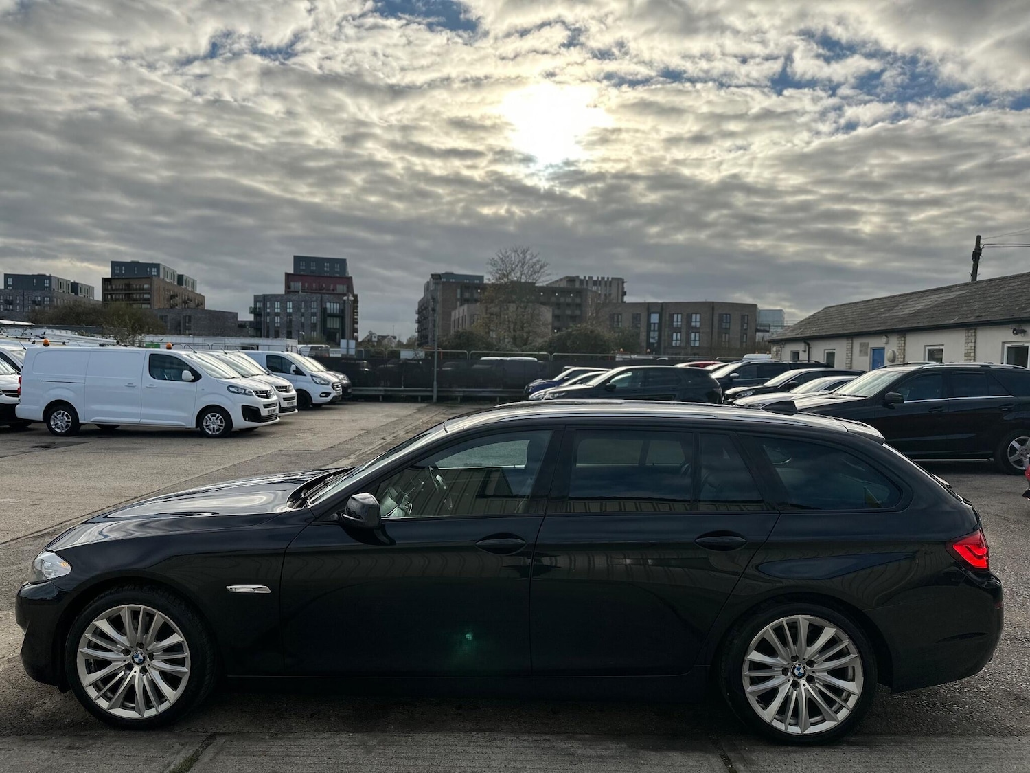 Used BMW 5 Series 2013 for sale - 76632930: Photo 25