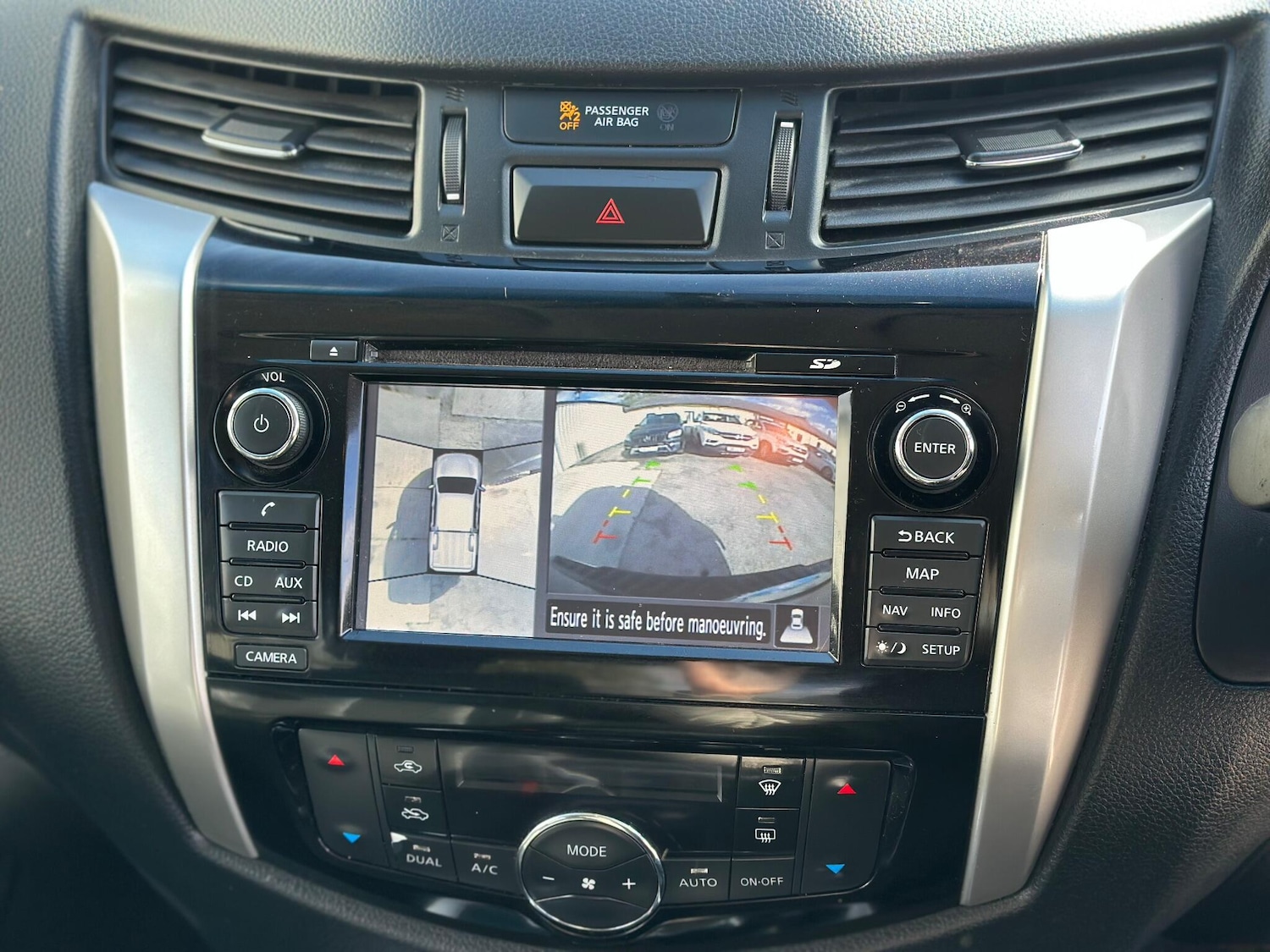 Used Nissan Navara 2017 for sale - 76714784: Photo 13