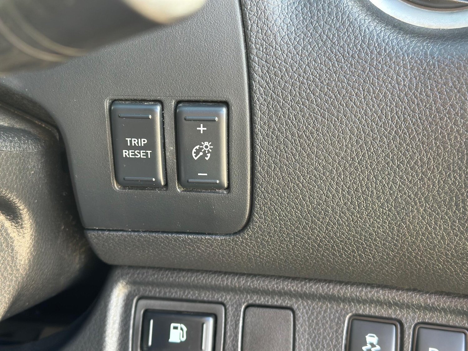 Used Nissan Navara 2017 for sale - 76714784: Photo 39