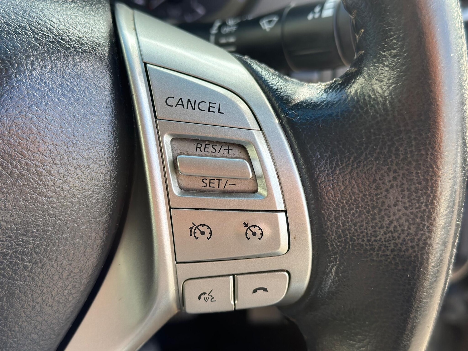 Used Nissan Navara 2017 for sale - 76714784: Photo 40