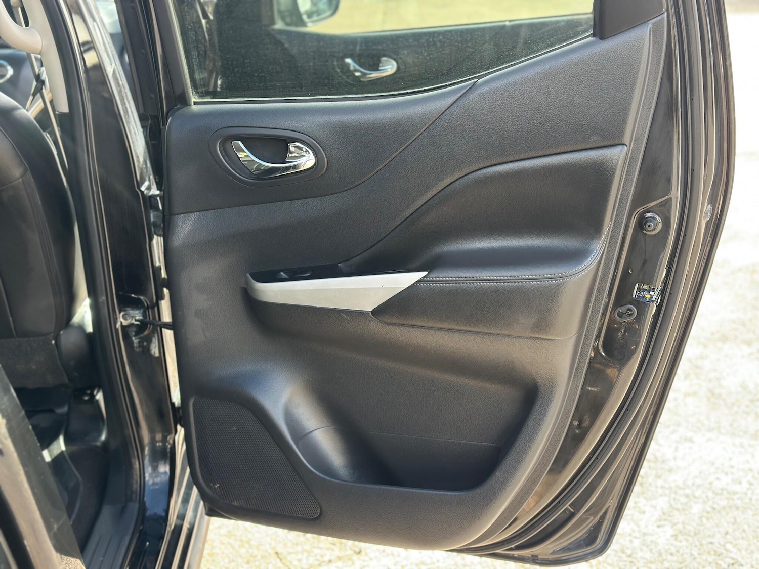 Used Nissan Navara 2017 for sale - 76714784: Photo 46