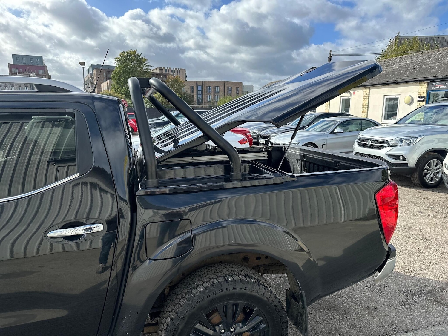 Used Nissan Navara 2017 for sale - 76714784: Photo 51