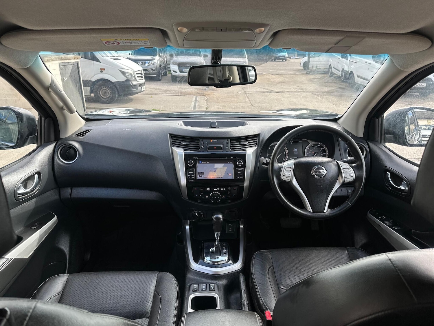 Used Nissan Navara 2017 for sale - 76714784: Photo 9