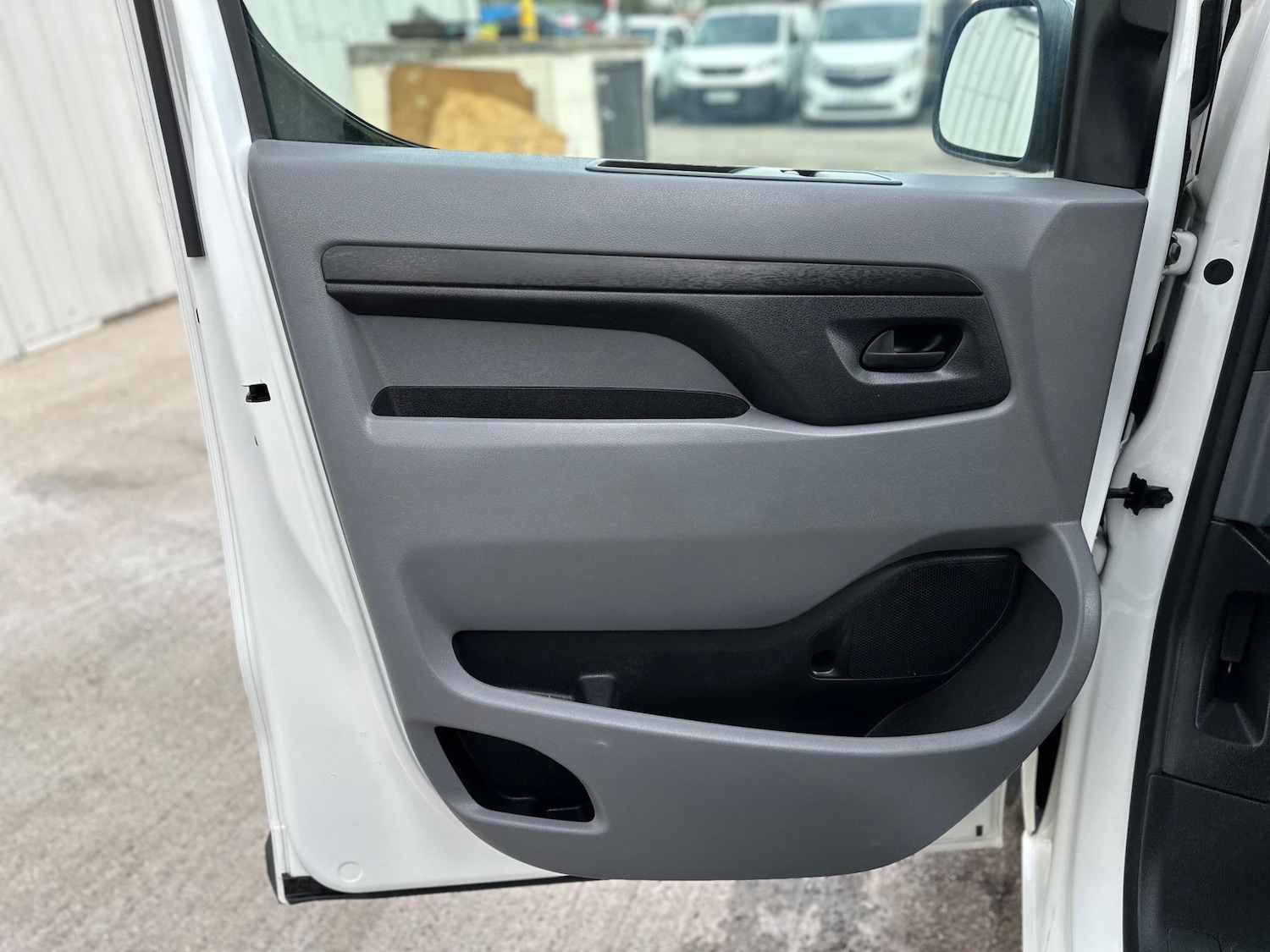 Used Peugeot Expert 2020 for sale - 75402043: Photo 42