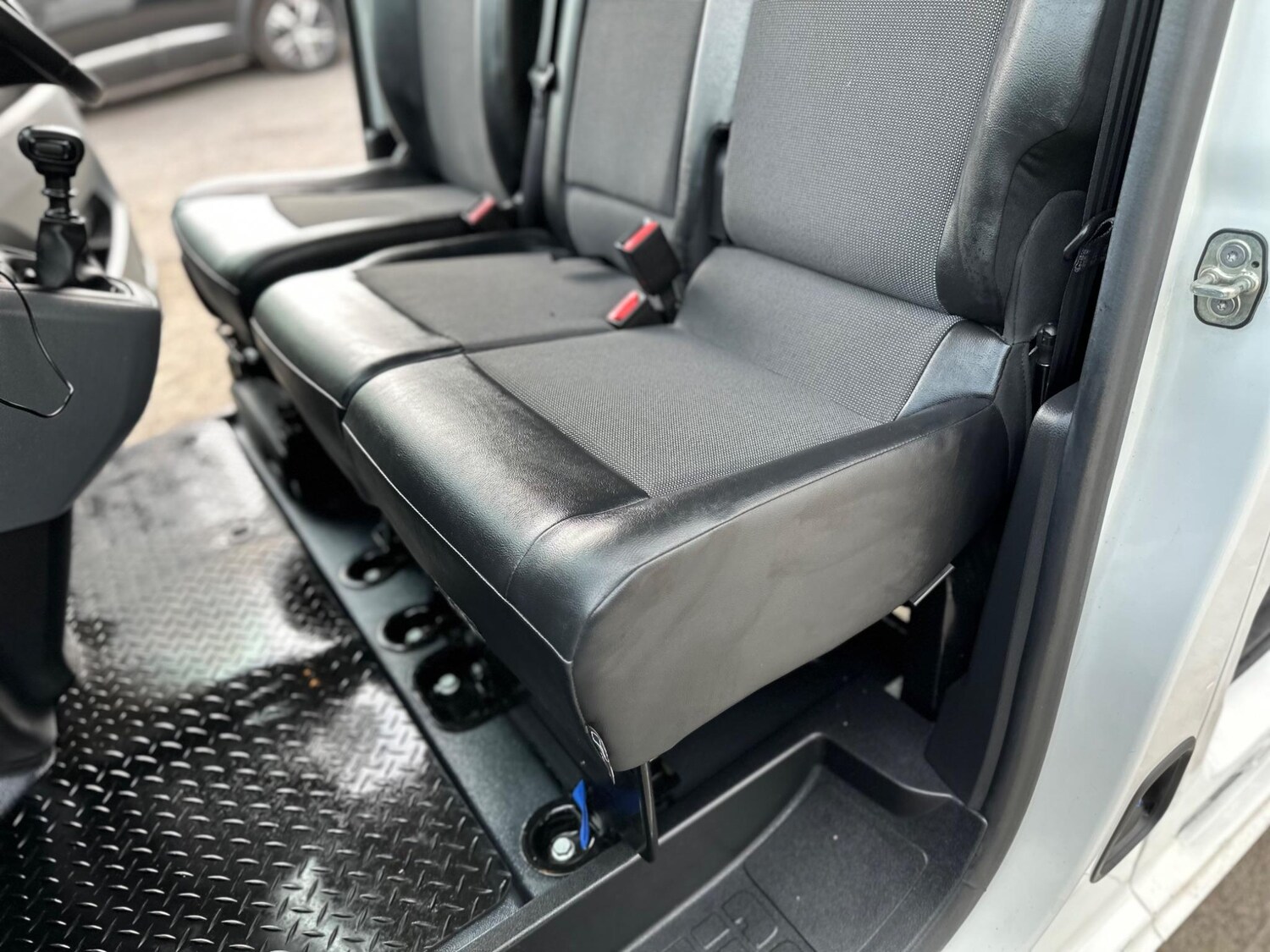 Used Peugeot Expert 2020 for sale - 75402043: Photo 44