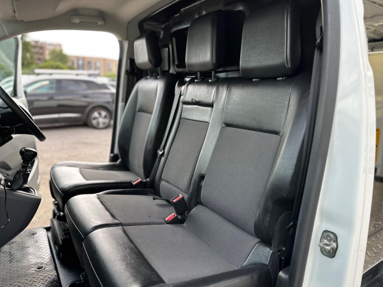 Used Peugeot Expert 2020 for sale - 75402043: Photo 45