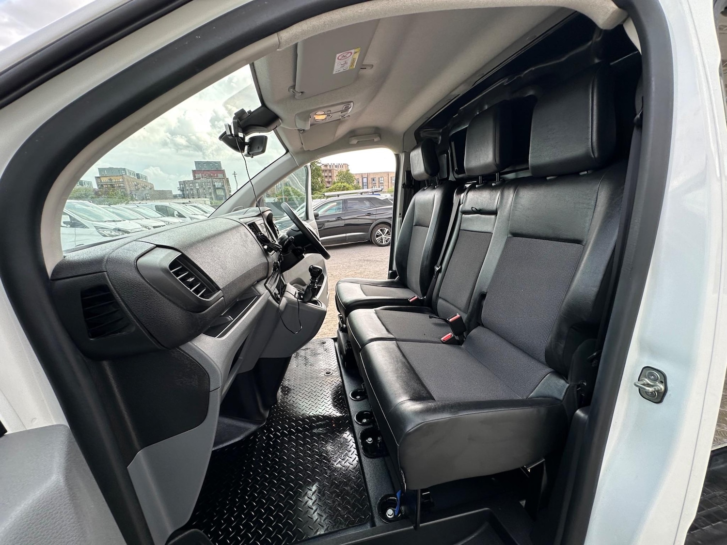 Used Peugeot Expert 2020 for sale - 75402043: Photo 9