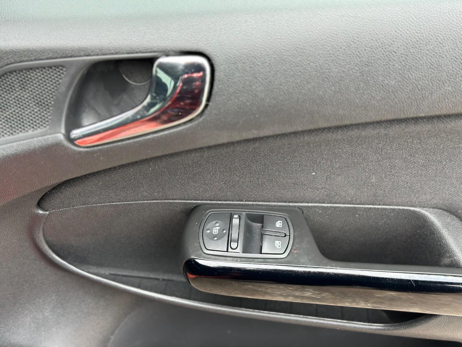 Used Vauxhall Corsa for sale - 77612995: Photo 26