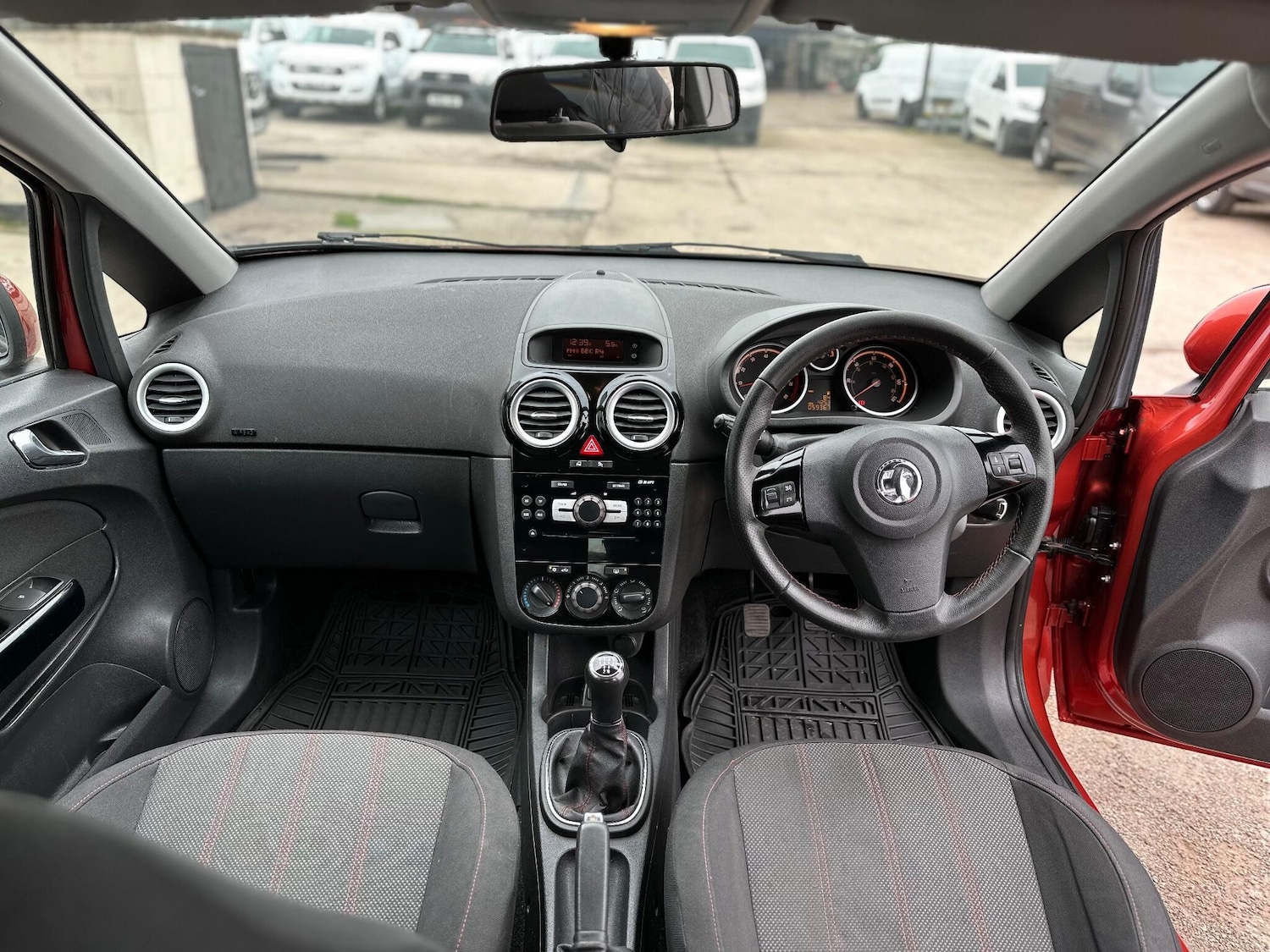 Used Vauxhall Corsa for sale - 77612995: Photo 9