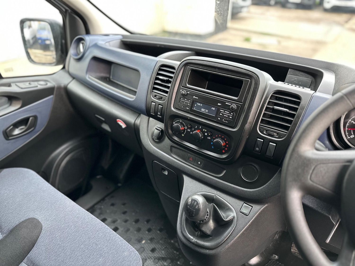 Used Vauxhall Vivaro 2019 for sale - 77496850: Photo 11