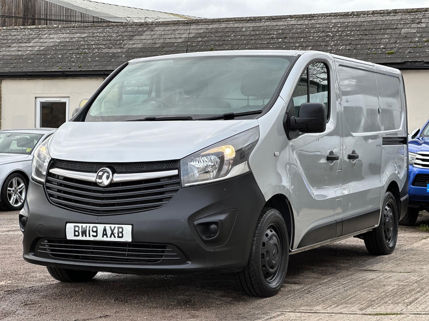 Used Vauxhall Vivaro 2019 for sale - 77496850: Photo 3