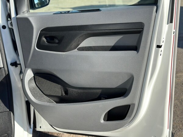 Used Vauxhall Vivaro 2019 for sale - 75991061: Photo 31