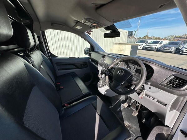 Used Vauxhall Vivaro 2019 for sale - 75991061: Photo 35