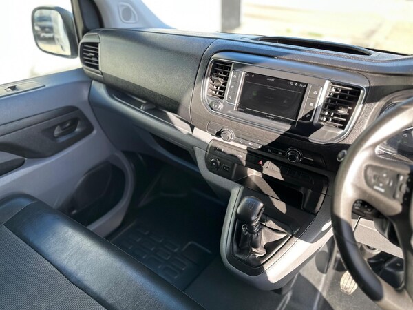 Used Vauxhall Vivaro 2019 for sale - 75991061: Photo 40