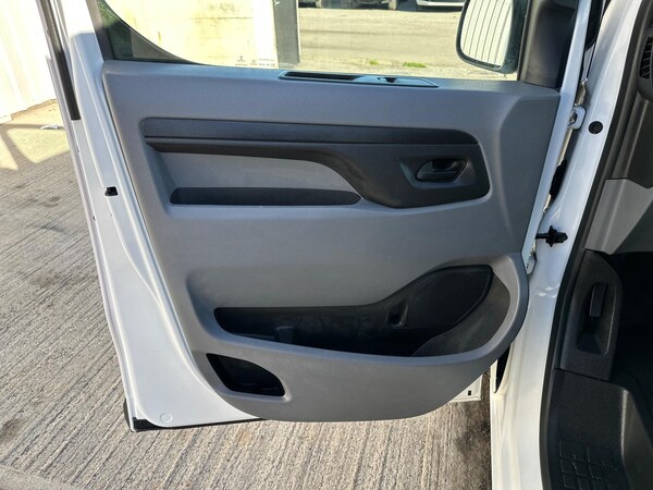 Used Vauxhall Vivaro 2019 for sale - 75991061: Photo 54