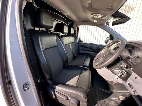 Used Vauxhall Vivaro 2019 for sale - 75991061: Photo 9