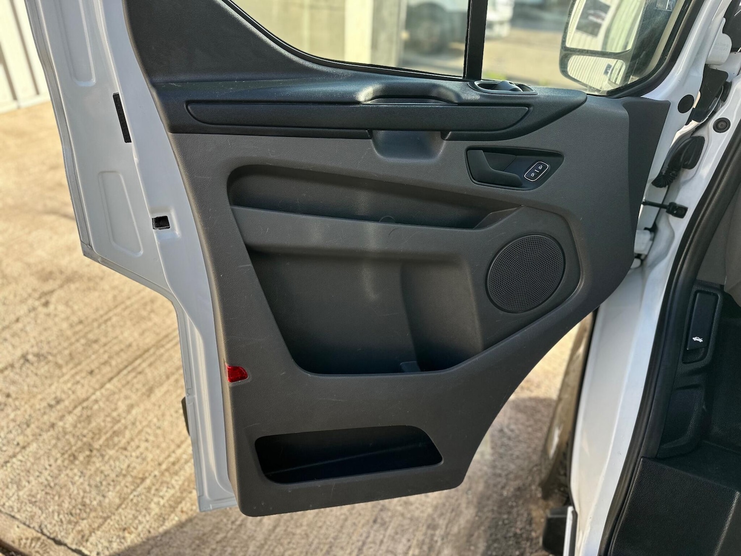 Used Ford Transit Custom 2020 for sale - 76398846: Photo 56