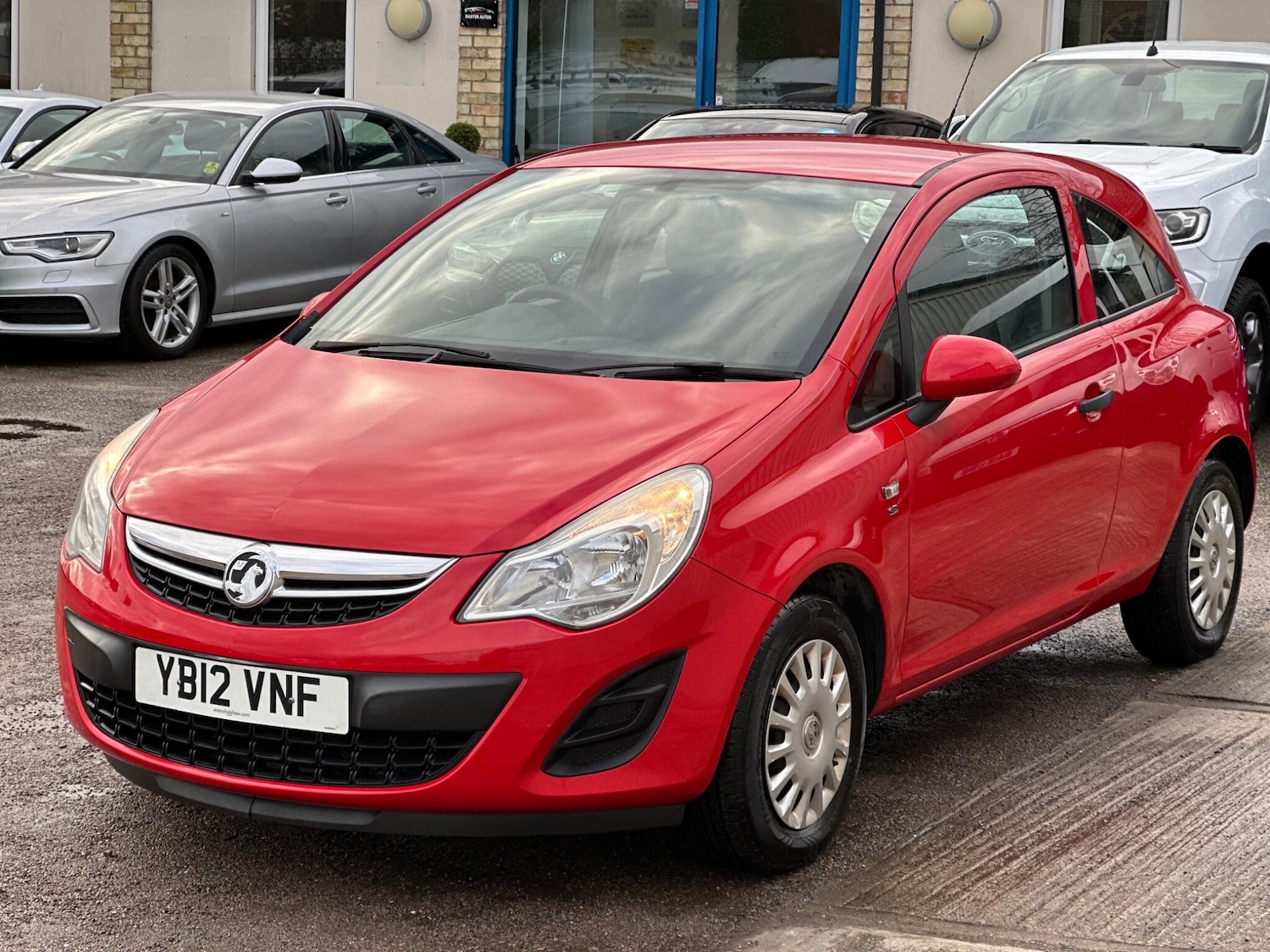 Used Vauxhall Corsa for sale - 78214160: Photo 3