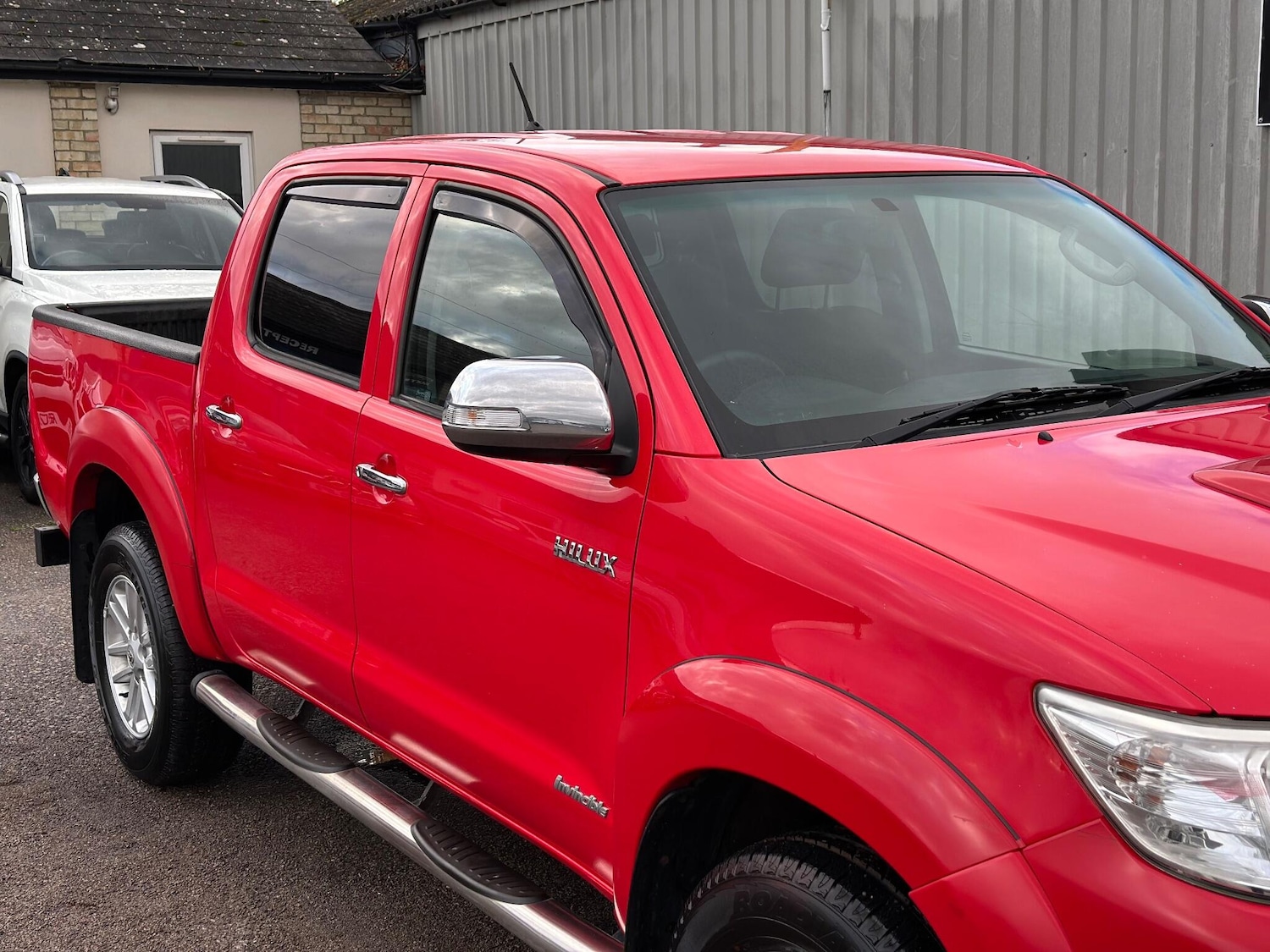 Used Toyota Hilux 2016 for sale - 76432238: Photo 25