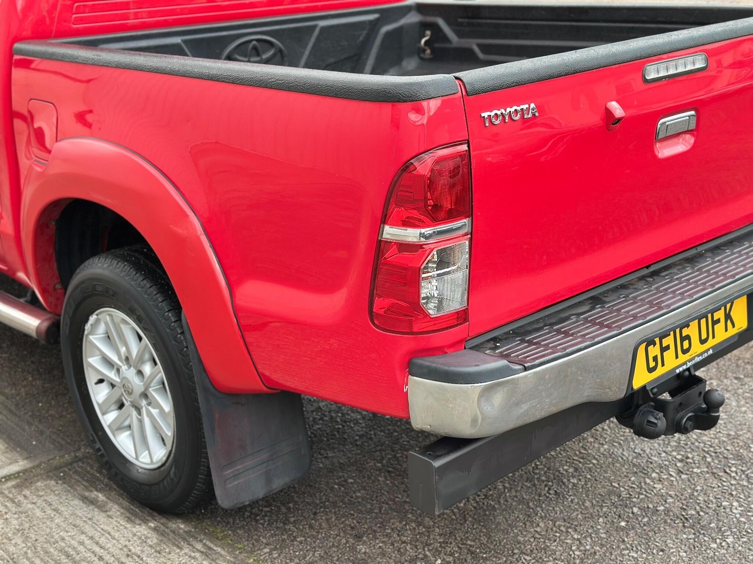 Used Toyota Hilux 2016 for sale - 76432238: Photo 28