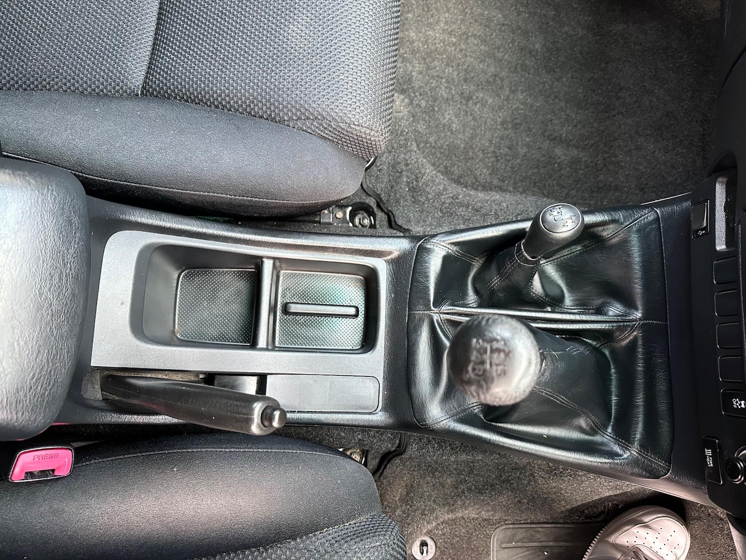 Used Toyota Hilux 2016 for sale - 76432238: Photo 40