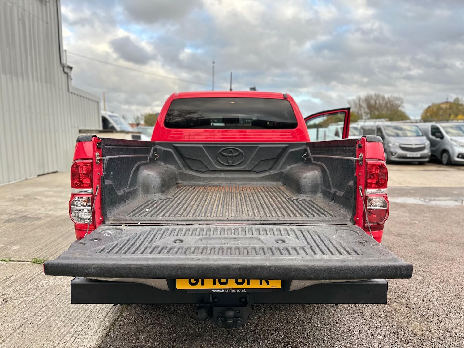 Used Toyota Hilux 2016 for sale - 76432238: Photo 46