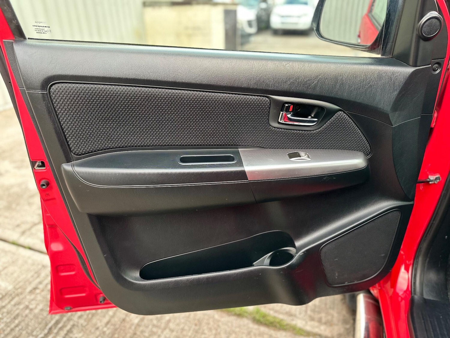 Used Toyota Hilux 2016 for sale - 76432238: Photo 51