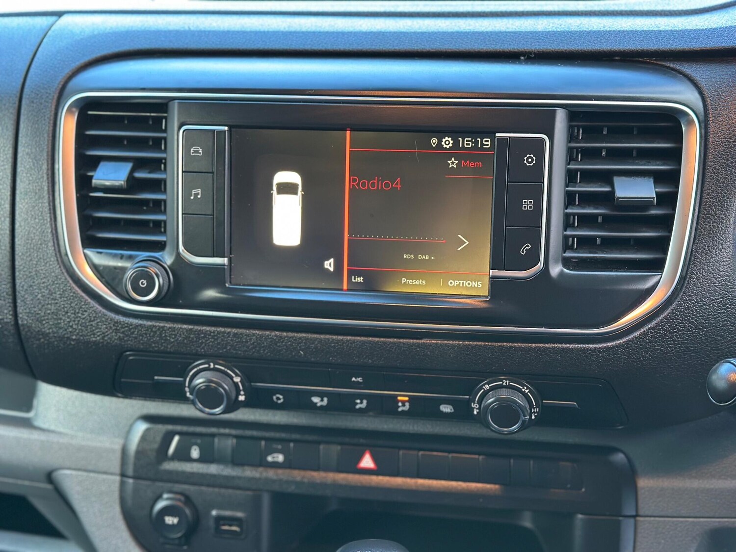 Used Citroen Dispatch 2021 for sale - 77585739: Photo 38