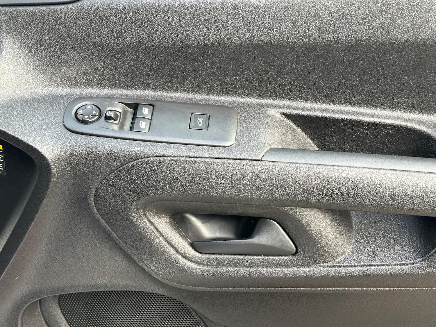 Used Citroen Berlingo 2020 for sale - 76996161: Photo 29