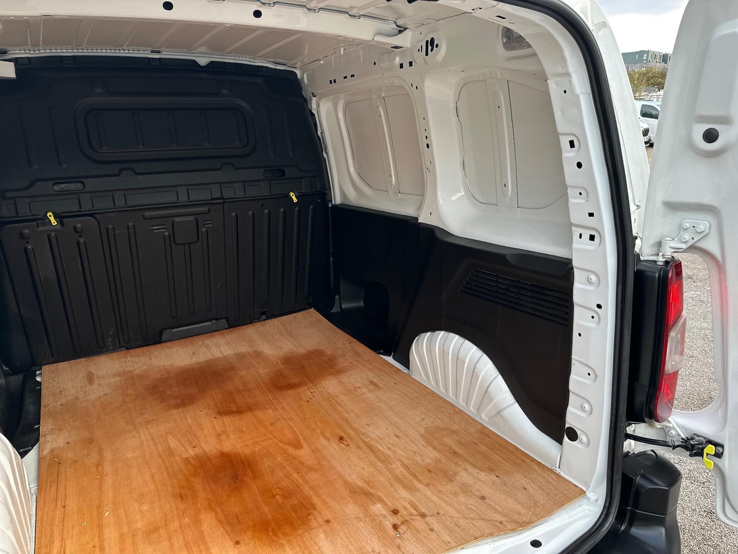 Used Citroen Berlingo 2020 for sale - 76996161: Photo 40