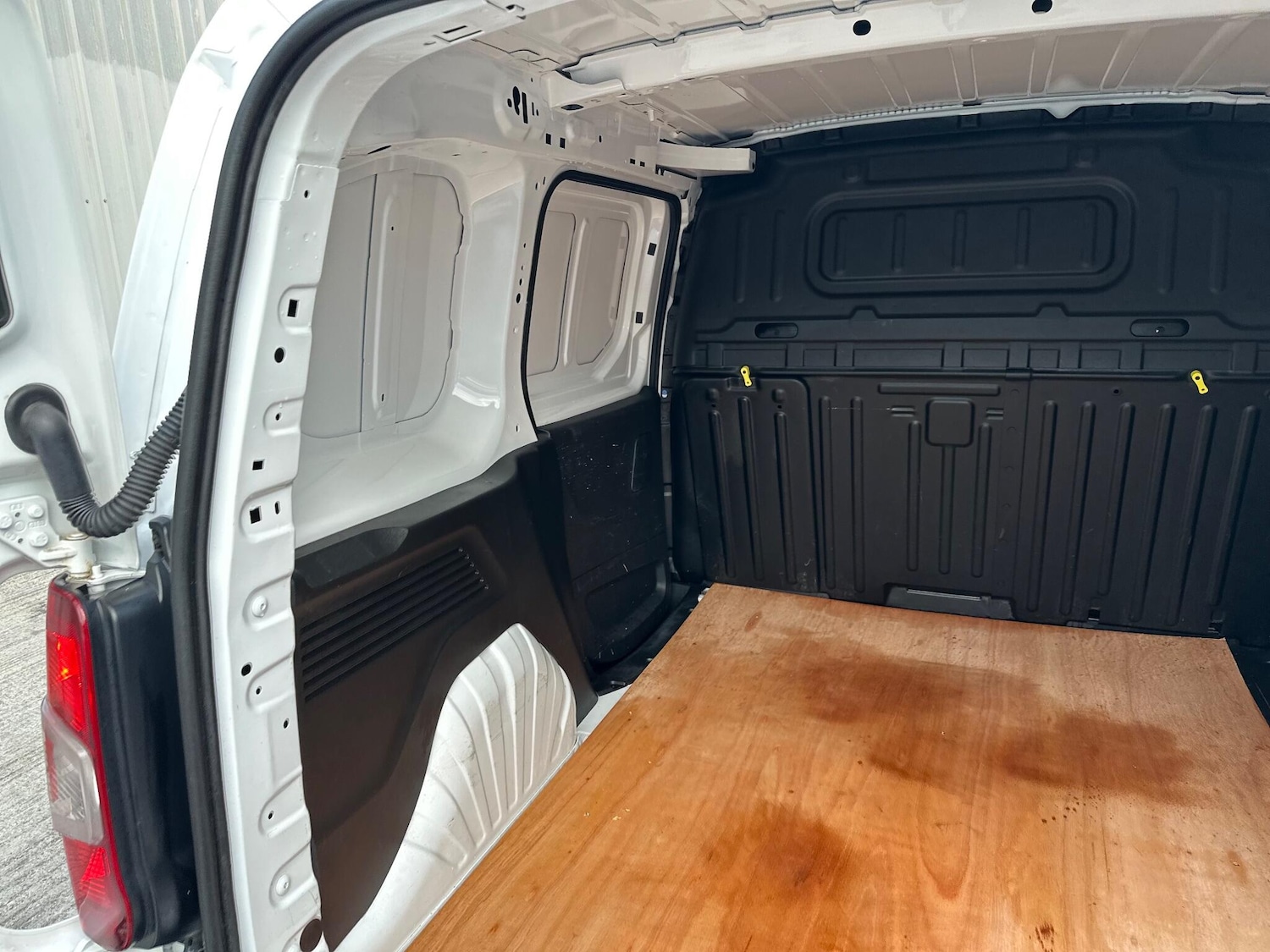 Used Citroen Berlingo 2020 for sale - 76996161: Photo 43