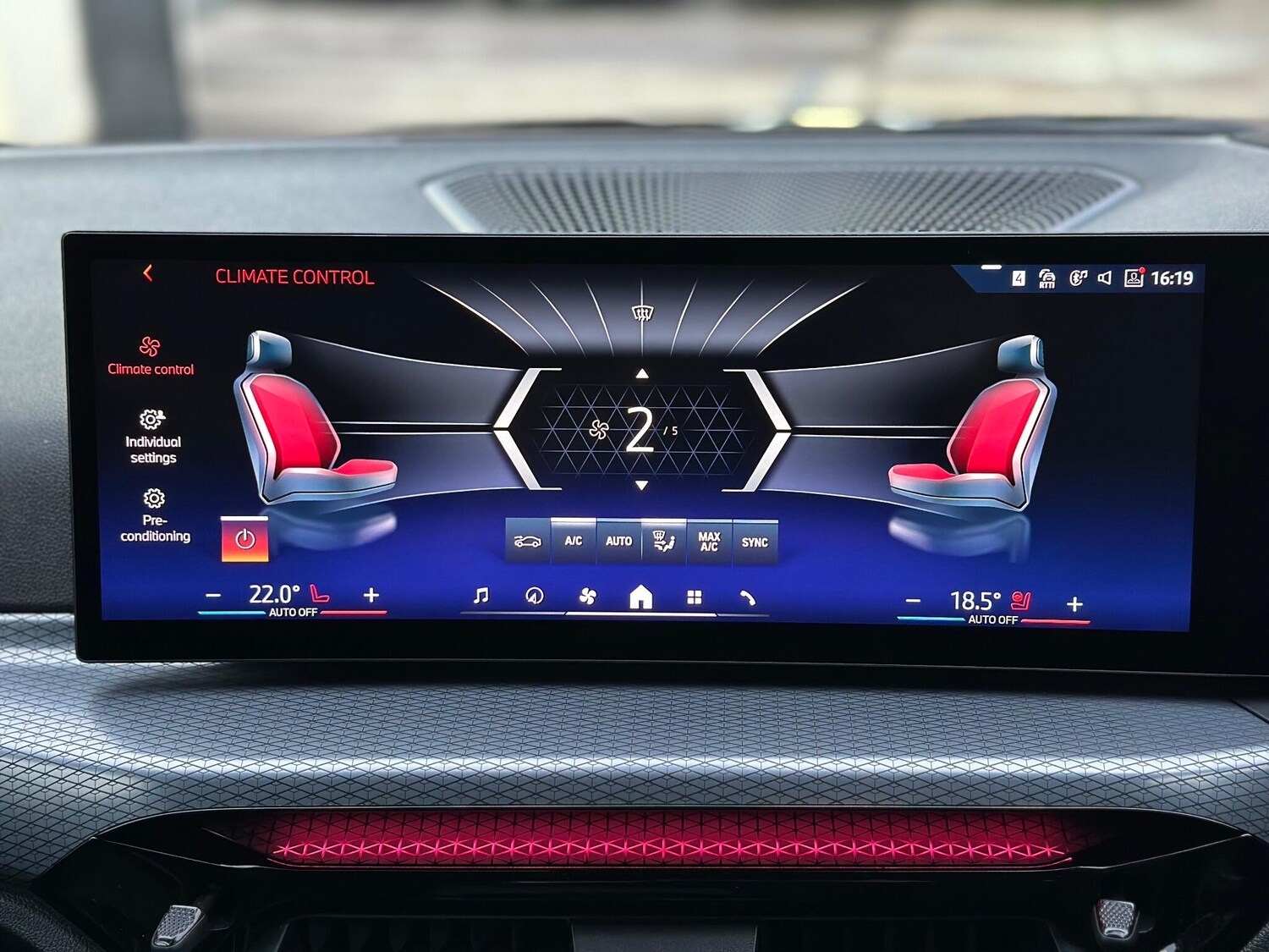 Used BMW i4 2024 for sale - 77495897: Photo 12