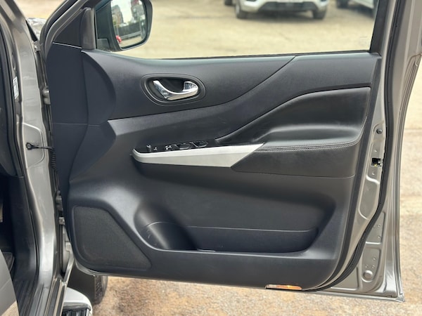 Used Nissan Navara 2016 for sale - 76136648: Photo 31