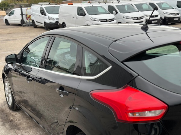 Used Ford Focus 2017 for sale - 76189042: Photo 25