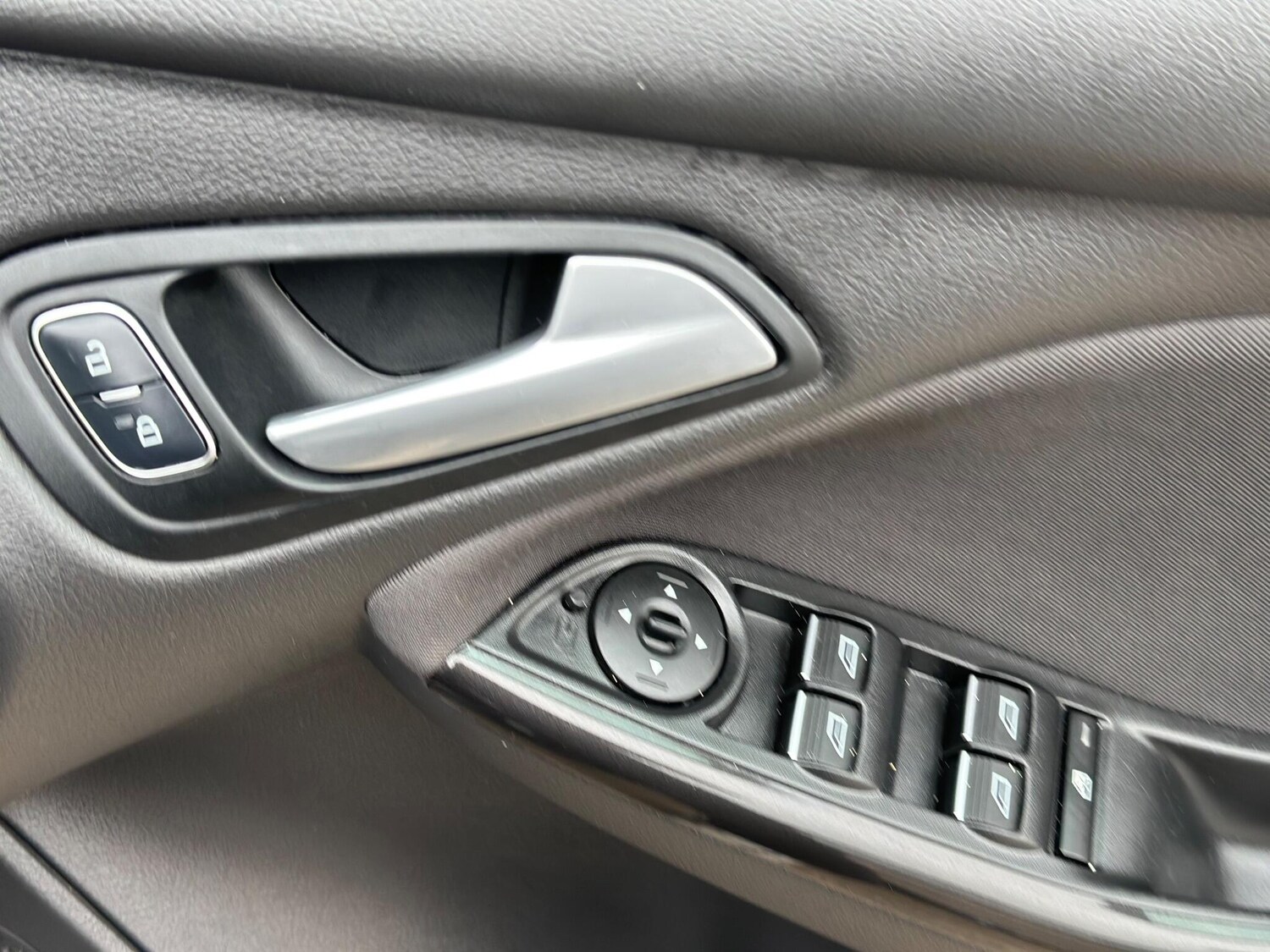 Used Ford Focus 2017 for sale - 76189042: Photo 29